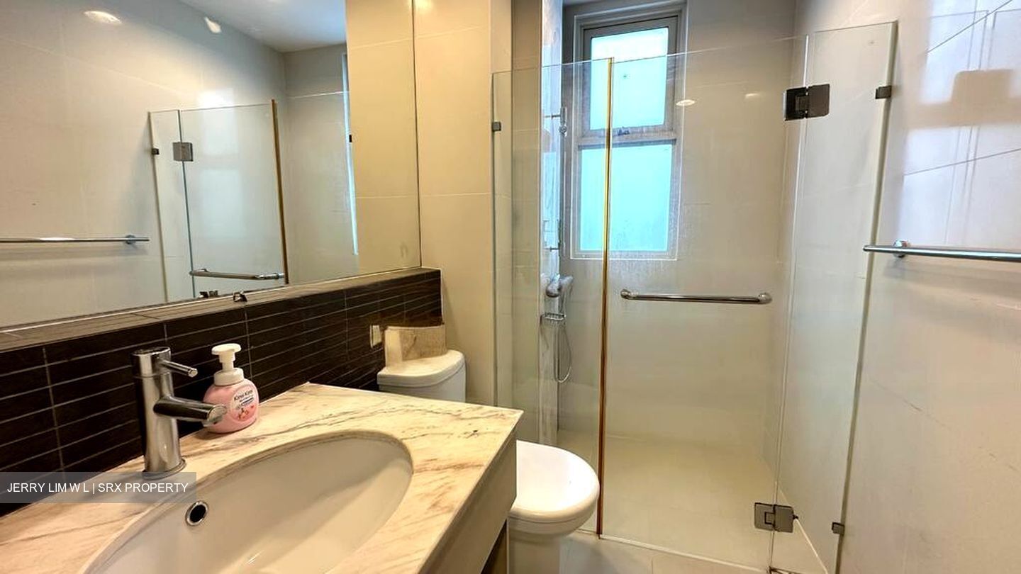 Este Villa (D28), Terrace #454540291